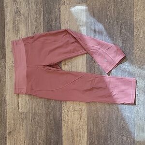Lululemon, Capri, athletic leggings